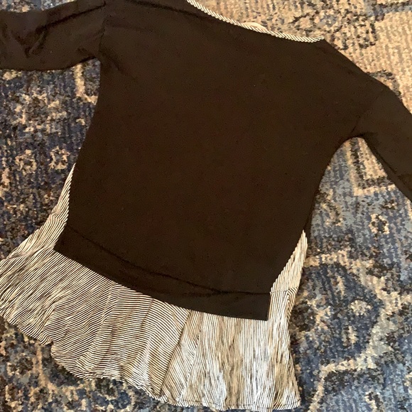 Hailey & Co. Layered look black and white top - Picture 5 of 5